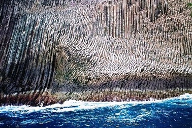 Núi đá tuyệt đẹp ở Tây Ban Nha